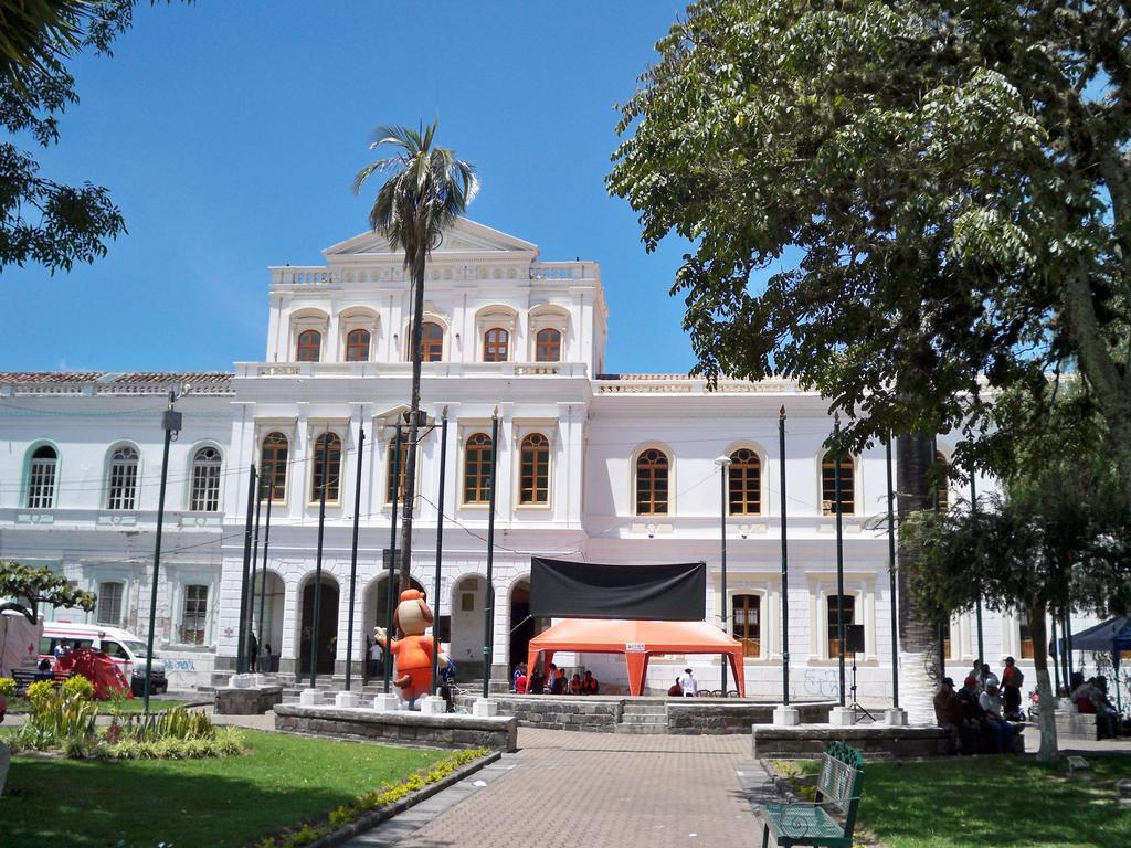 Las Garzas Alojamiento Hotel Ibarra Exterior foto